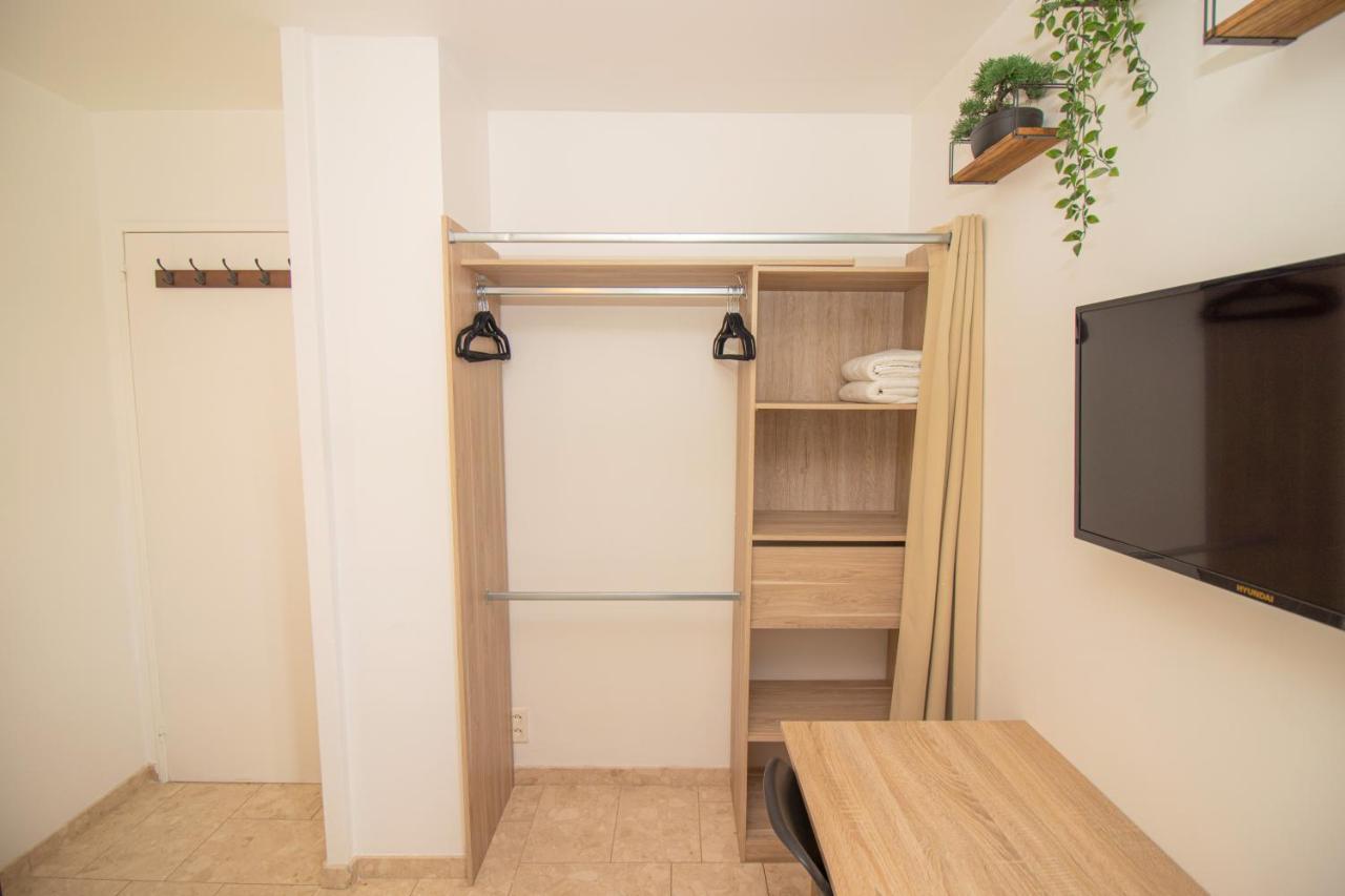 La Garden Room Logement En Colocation Ле-Плесси-Робинсон Экстерьер фото